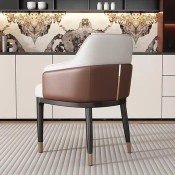 Anti Scratch Itališka kėdė Šiaurietiško stiliaus Neperšlampamos elegantiškos modernios valgomojo kėdės Minimalistinės žemos nugaros Silla Comedor baldai