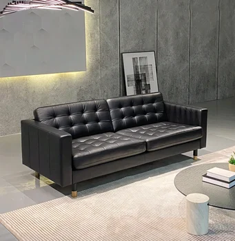 Odinė svetainė prabangus mažas butas pirmas aukštas odinė itališka minimalistinė sofa