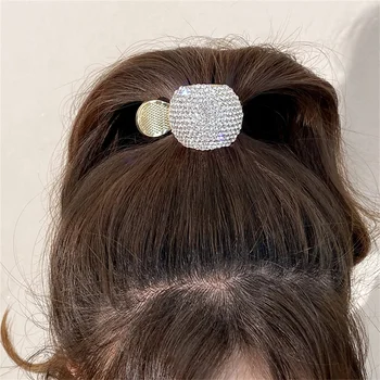 Prabangus perlų vainikas Moterys Plaukų segtukai Metalinis deimantas Aukštas Ponytail laikiklis Elegantiški plaukų nagai Vestuvinis blizgus krištolo galvos apdangalas